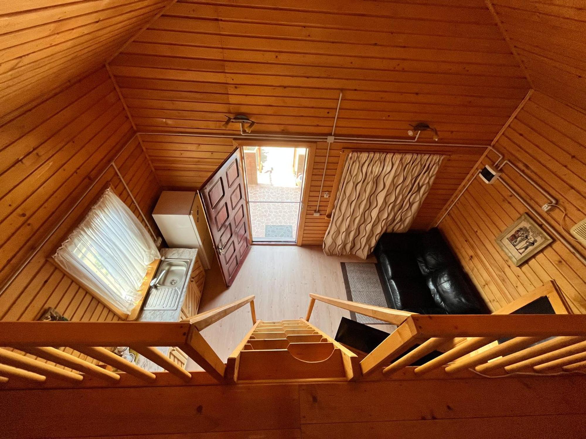 Colt De Rai Hotel Corbu  Kültér fotó