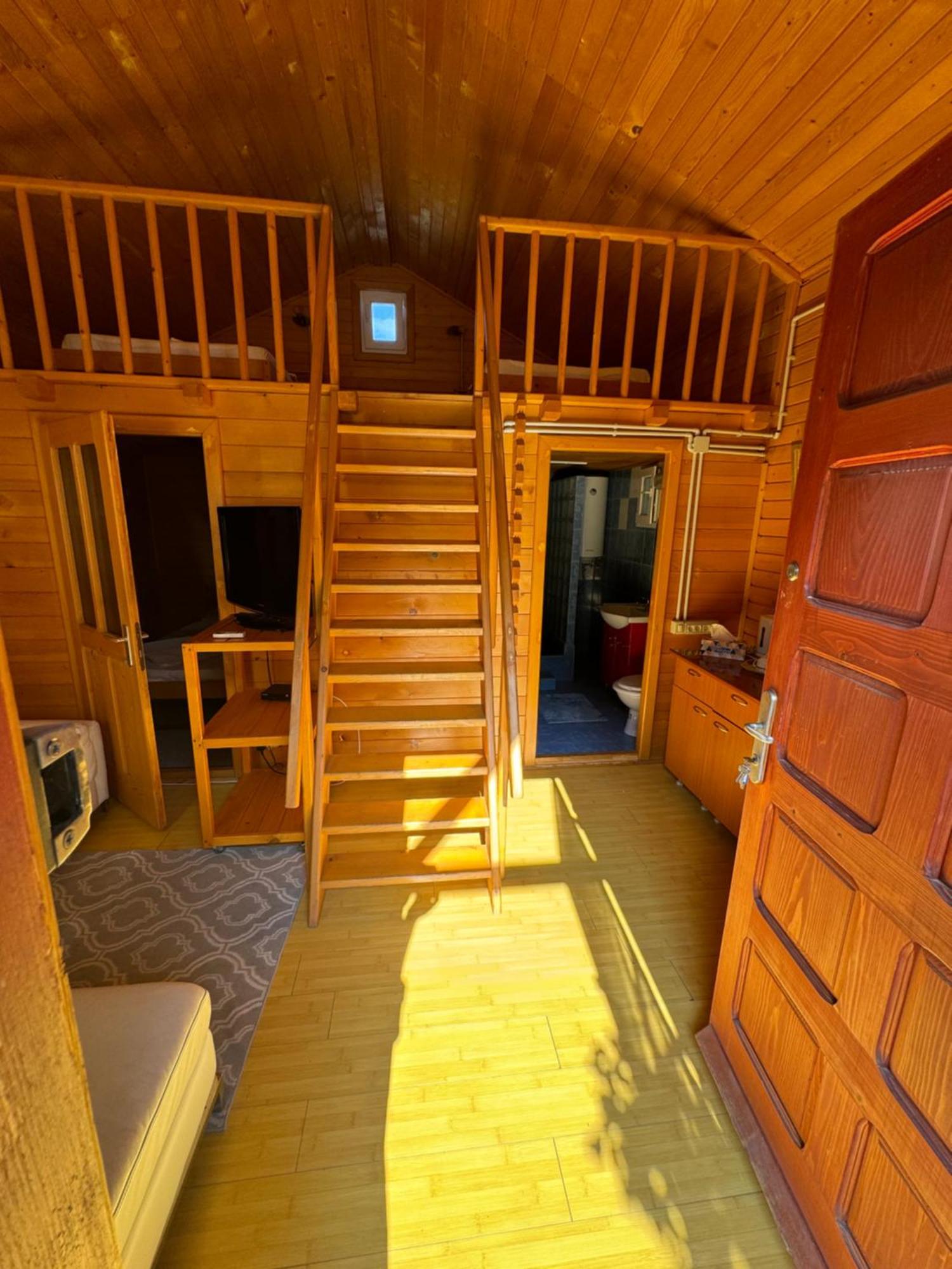 Colt De Rai Hotel Corbu  Kültér fotó